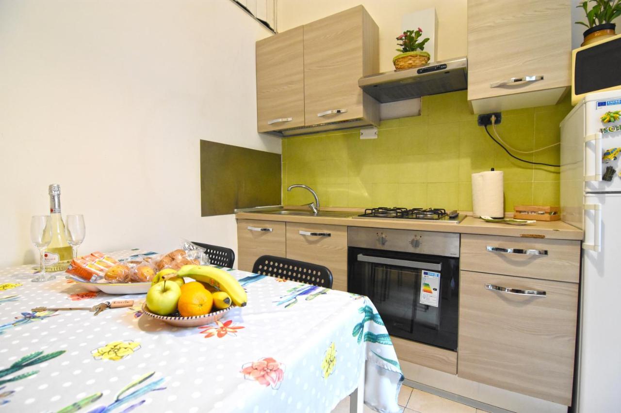 Iside Apartment Naples Extérieur photo