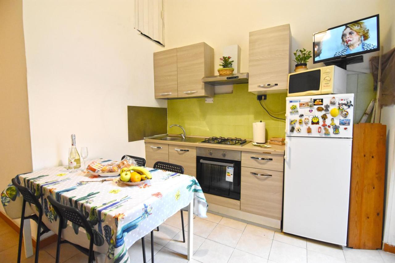 Iside Apartment Naples Extérieur photo